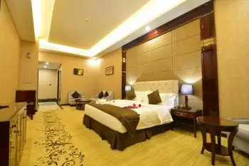 Holiday Khaleej Hotel 6